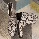 Style & Co Snake print Western style booties Women's Sz 7  White black grey Photo 2