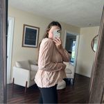 American Eagle  pink flowy top Photo 3