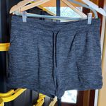32 Degrees Heat 32 Degrees Women's Pull On Adjustable Waist Shorts Heather Black Size Large Photo 1