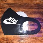 Nike Face Mask Photo 0