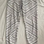 Buffbunny Collection Buffbunny Graphic Striped Leggings Size Medium White Black Photo 0