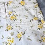 Judy Blue Shorts Womens 1XL White Yellow Floral Print Denim Casual Summer Comfy Photo 6