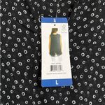 Christina B Sleeveless V Photo 3