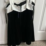 Windsor  Dress Mini Photo 2