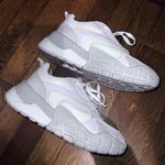 H&M sneakers Photo 0