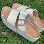 Birkenstock Sandals Leather White Size 7.5 Photo 1
