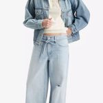 Levi's NWT  Xl Baggy Straight Women's Jeans 27X31 Light Blue  Removable Belt Photo 1