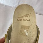 Dansko  mustard thong Leather women’s Sandals size 39 Photo 7