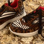 Material Girl Animal stripe low rise sneakers Photo 2