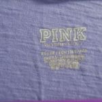 PINK - Victoria's Secret  t-shirt short sleeve light weight in purple size XS. Photo 4