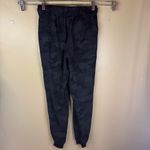 Lululemon  Stretch‎ High-Rise Jogger Heritage 365 Camo Deep Coal Multi Women’s 4 Photo 4