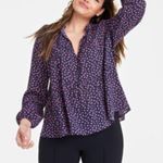 ON 34th Elegant Navy Floral Blouse size M Blue Size M Photo 0