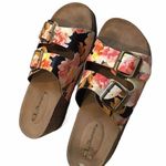 Chinese Laundry  Floral Strap Platform Sandals. Photo 1