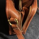 Coach Vintage  British tan swing bag crossbody purse leather 1996 Photo 7