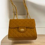 Others Follow SOLDxxxxxx Photo 1