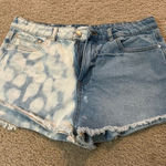 Forever 21 Acid Wash Split Jean shorts Photo 0