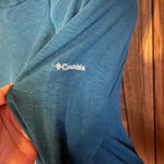 Columbia Women’s Large Blue Long Sleeve Cowl Neck Top Photo 4