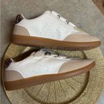 NWT Dolce Vita Quick Fashion Sneakers shoes size 10 White Photo 4