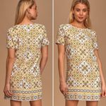 Lulus Dandy Lion Yellow White Tile Print Mini Shift Dress Women’s Size Medium Photo 7