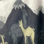 UNBRANDED WO ONE SIZE FITS MOST OVERSIZED CAPE BUTTON CLOSURE MOUNTAIN DESIGN Black Photo 9