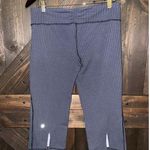Lululemon Lulu Size 10 Navy Blue White Vertical stripes Capri Leggings EUC Photo 0