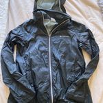 Columbia Rain Jacket Photo 0