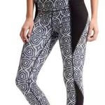 Athleta Size XXS Geometric Printed Geo Chaturanga Capri Leggings Photo 0