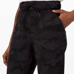 Lululemon π€π Keep Moving Joggers Photo 6