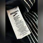 Brooks  Sportswear Woman’s Black & White Running Bra Size 34C Photo 3