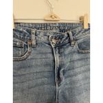 American Eagle  High Rise Mom Jeans Women's Size 4 Straight Stretch Denim Light Photo 1