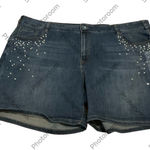 Lane Bryant nwt mid rise essential stretch girlfriend jorts Photo 0