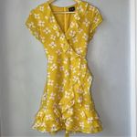 Bardot  Yellow Floral Chiffon Dress Size 4 Photo 3
