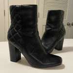 Bamboo EUC |  women’s diamond‎ stitched boots — size 7 Photo 0