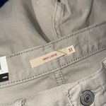 Levi's NWT High Rise Loose Jeans IN Color: Mushroom Grey SZ-31X31 Photo 7