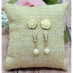 Monet Lot of 2 Dainty Earrings Cream Stud Flowers & Oman Drop Pearl & Rhinestone Photo 1