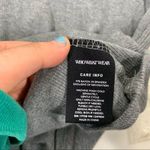 Who What Wear Women’s Size XXL Grey Ribbed Long Sleeve V Neck Ribbed Top Photo 7