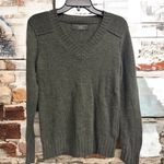Banana Republic Vintage  Moss Army Green Sweater Women’s Size Small 93% Wool Photo 0