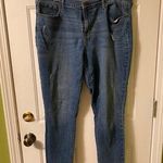 Old Navy  curvy Skinny Jeans Lightly Distressed size 16 Photo 0