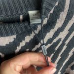 T Tahari Size S Zebra Print Sweater Metallic Crew Neck Cashmere Black Cream Fall Photo 6