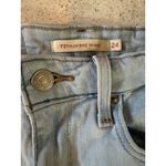Levi's  721 High Rise Skinny Distressed Light‎ Wash Jeans Women's Size 24 Photo 1