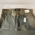 EXPRESS NWT Green  Straight Cropped Jeans Photo 2