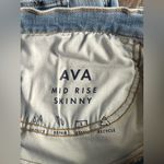 Lucky Brand Light Wash Ava skinnies size 8(29) Photo 6