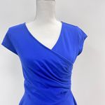 Women’s V Neck Wrap Style Circle Dress Size Medium Short Sleeve MIDI Blue Photo 1