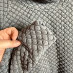 ZeroXposur  Gray Tunic with Textured Pattern Size Large Photo 5