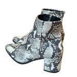 Madden Girl  Rapid Sock Booties Snake-Skin Booties, Size 7.5 Photo 2