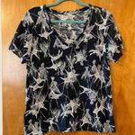 L.L.Bean Signature Women’s V-Neck Tee Shirt Bird Print Short Sleeve Top Small Photo 0