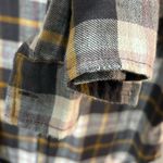 Aerie  long sleeve flannel button down Cotton blend in sz small Photo 7