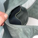 Nike  sports bra size large. Padded with removable padding Photo 2