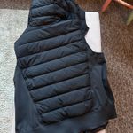 Alo Yoga Alô yoga puffer vest Photo 4