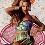 H&M ✨NWT✨  Beyoncé crop top Photo 3